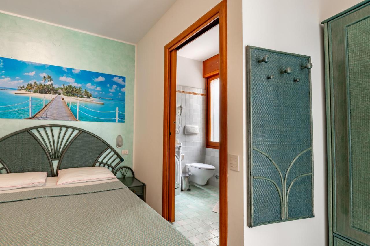 Hotel Franz Bibione Esterno foto