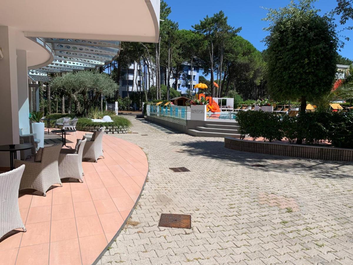 Hotel Franz Bibione Esterno foto