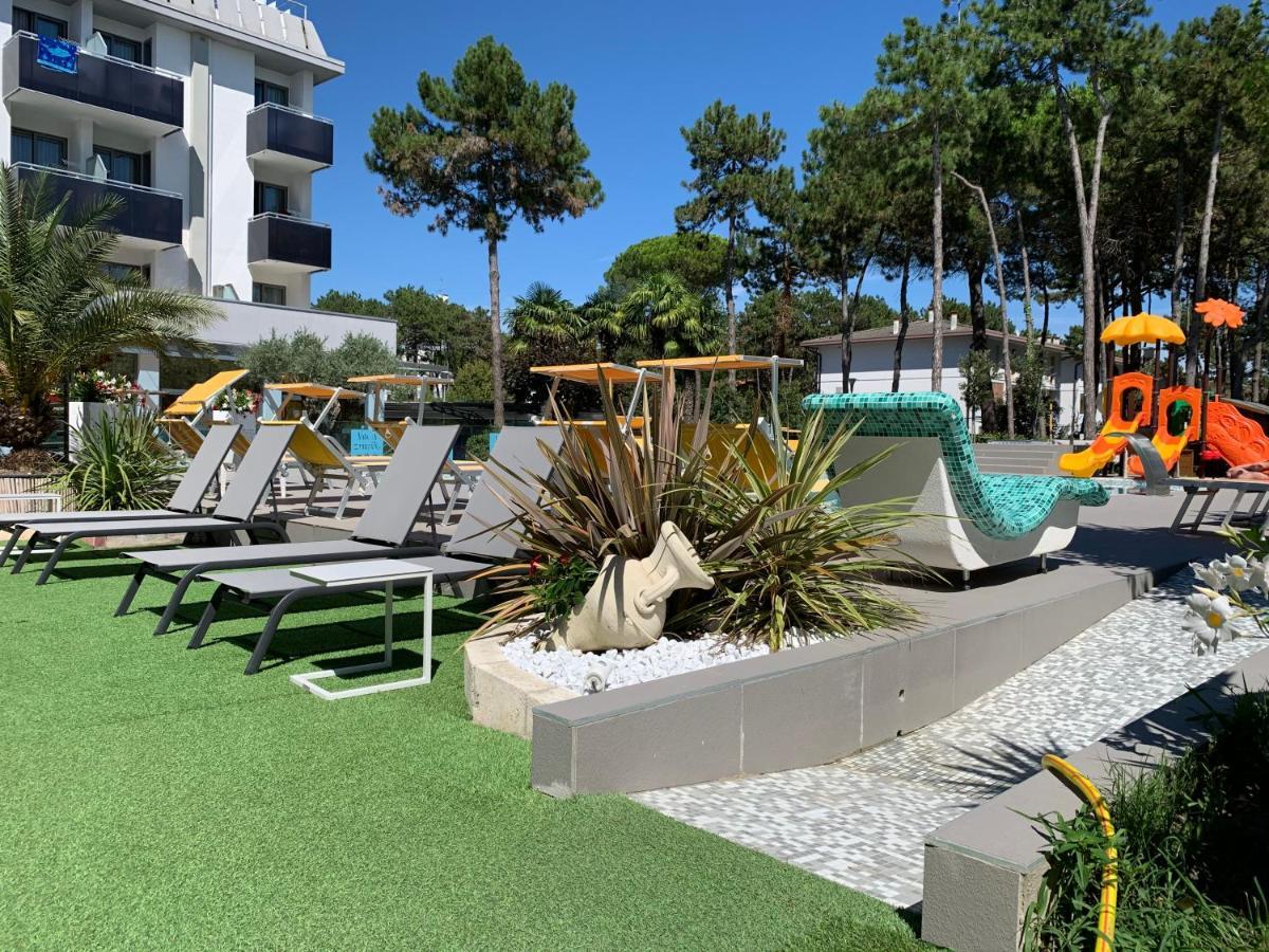 Hotel Franz Bibione Esterno foto