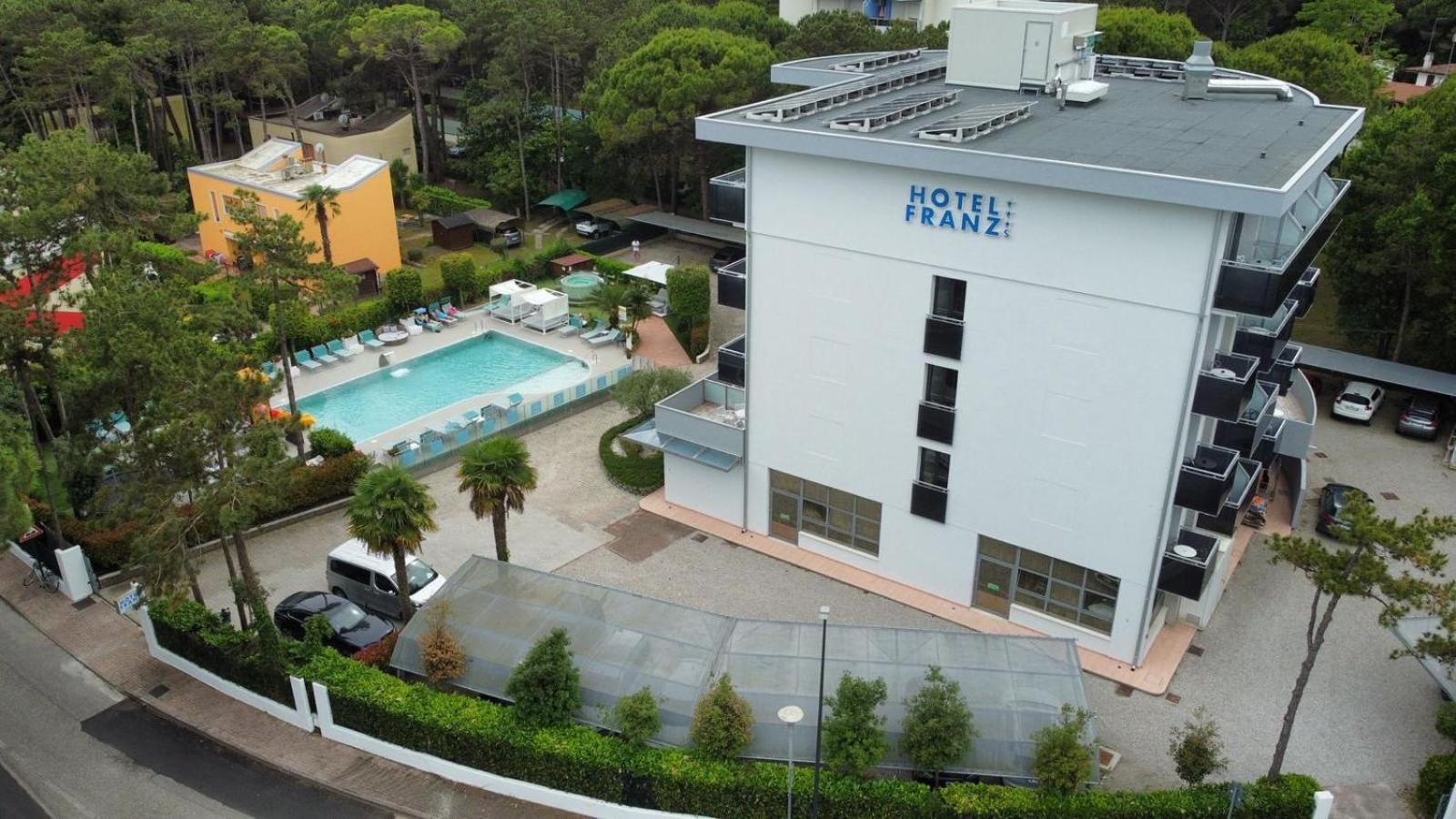 Hotel Franz Bibione Esterno foto