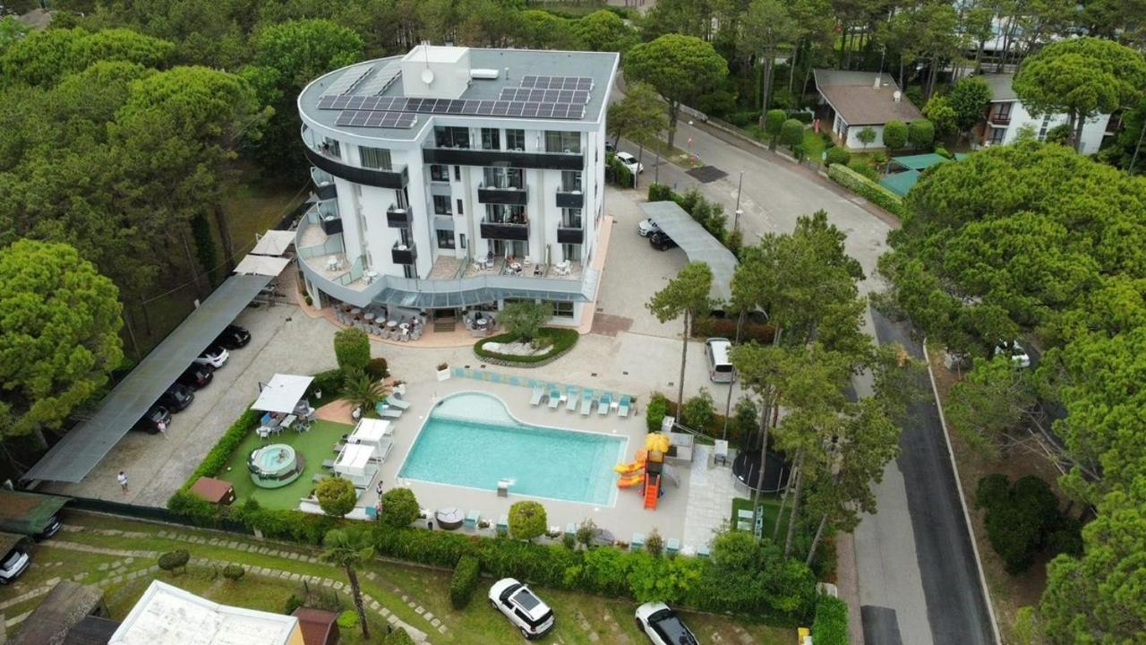 Hotel Franz Bibione Esterno foto