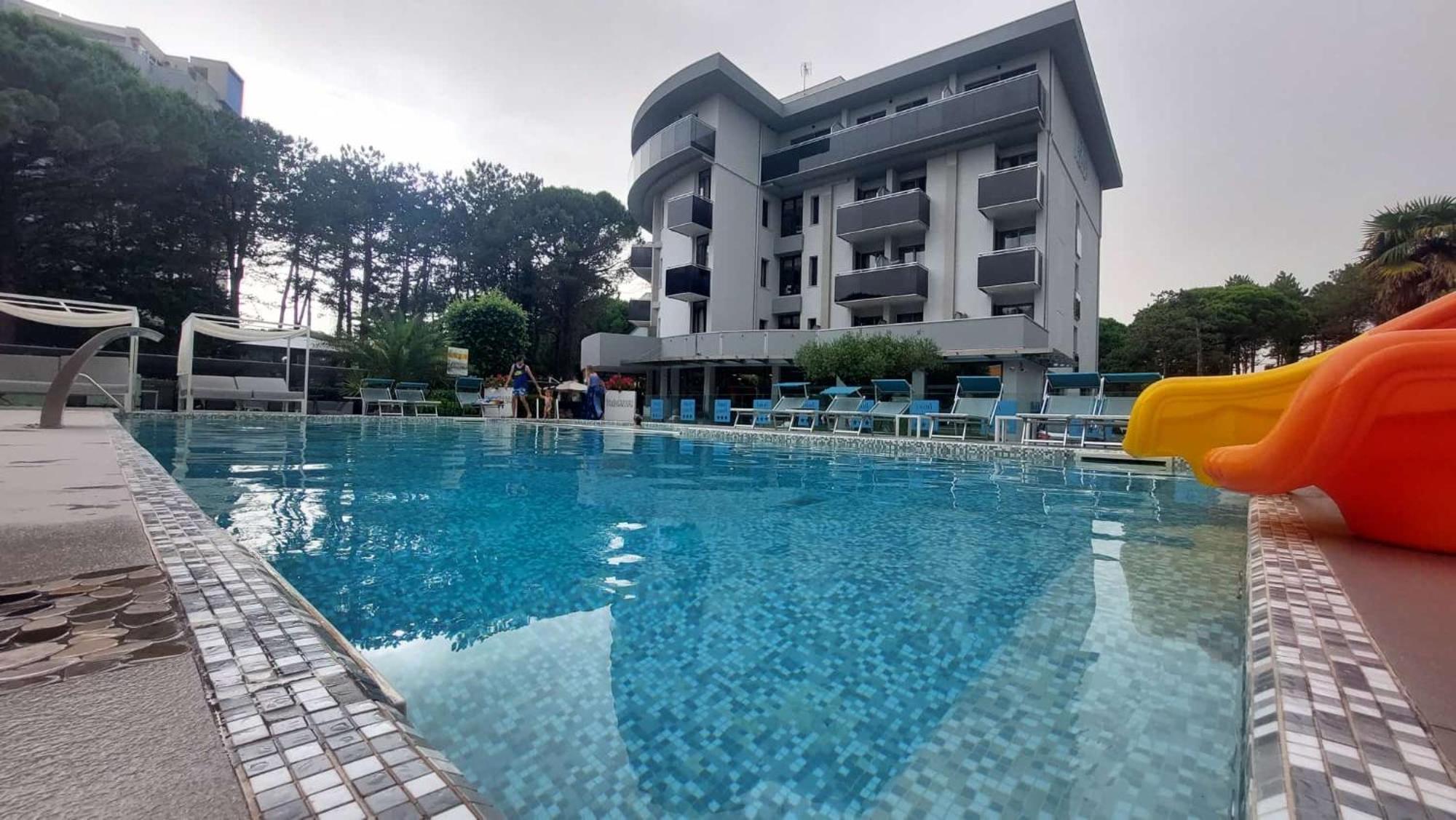 Hotel Franz Bibione Esterno foto