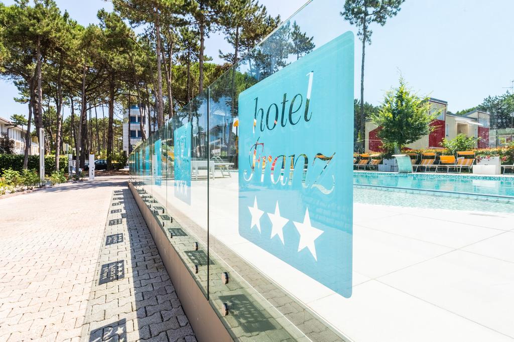 Hotel Franz Bibione Esterno foto